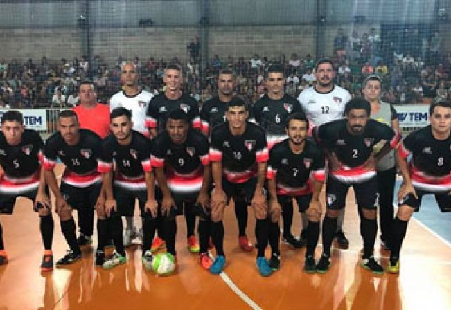 Itatinga se consagra pela primeira vez na história vice campeã da copa tv tem de futsal. 